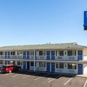 https://motel-6-reno-west.insouthlaketahoe.com
